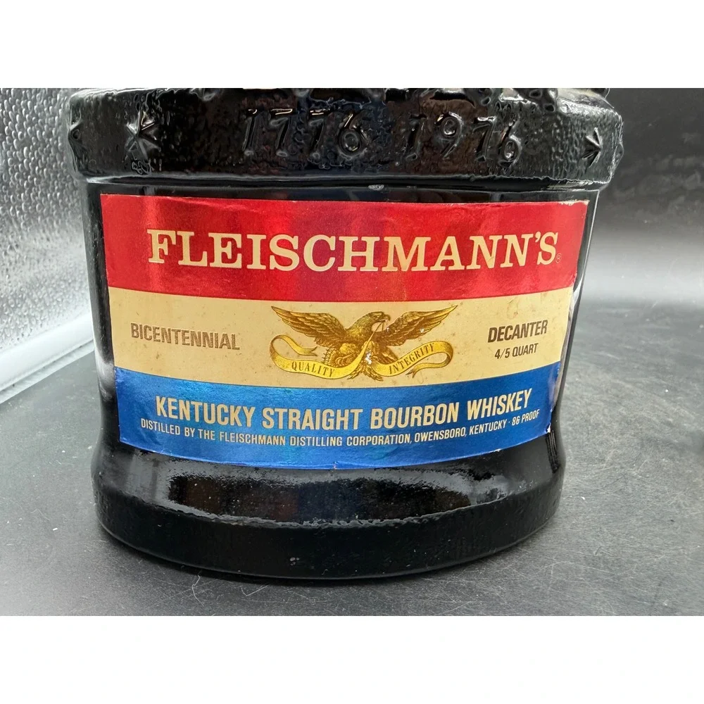 Vintage Fleischmanns Bicentennial Eagle Decanter Black Glass Bourbon Bottle